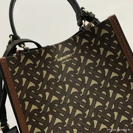 Official FirstBag Ru E-canvas Peggy Monogram Small Bag Bucket BURBERRY 0528